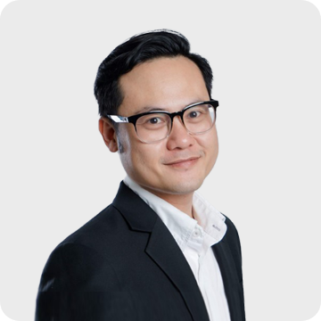 CEO and co-founder, Bizzi Vince Vu